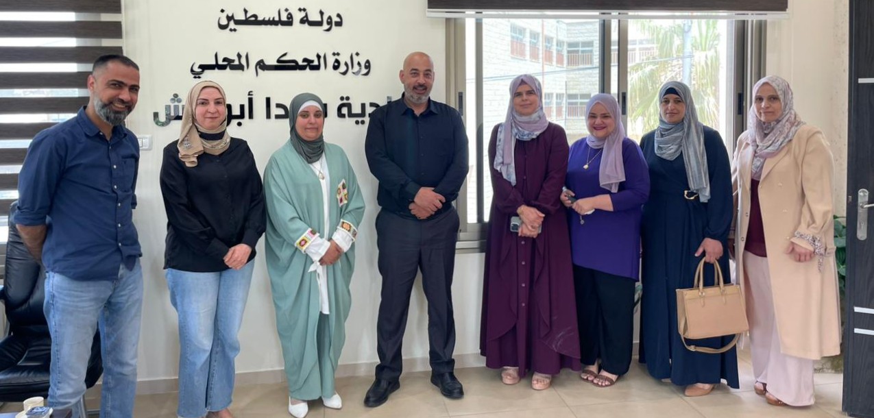 Surada Abu Qash Municipality Receives a Delegation from Abu Qash Girls Secondary School